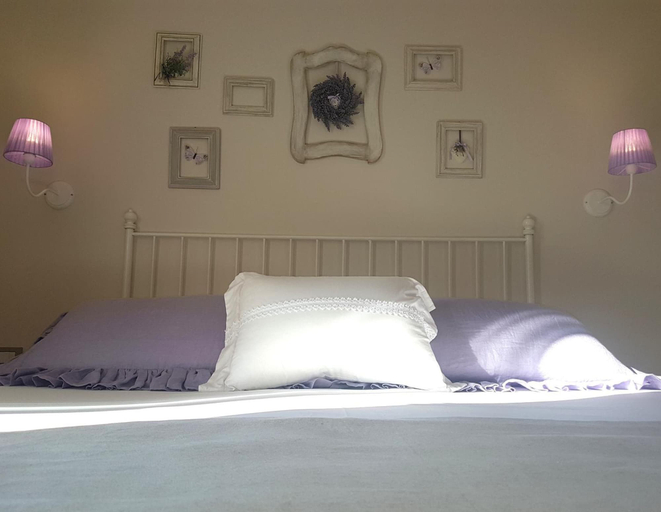 Bedroom 2, Villa Montenero, Verona