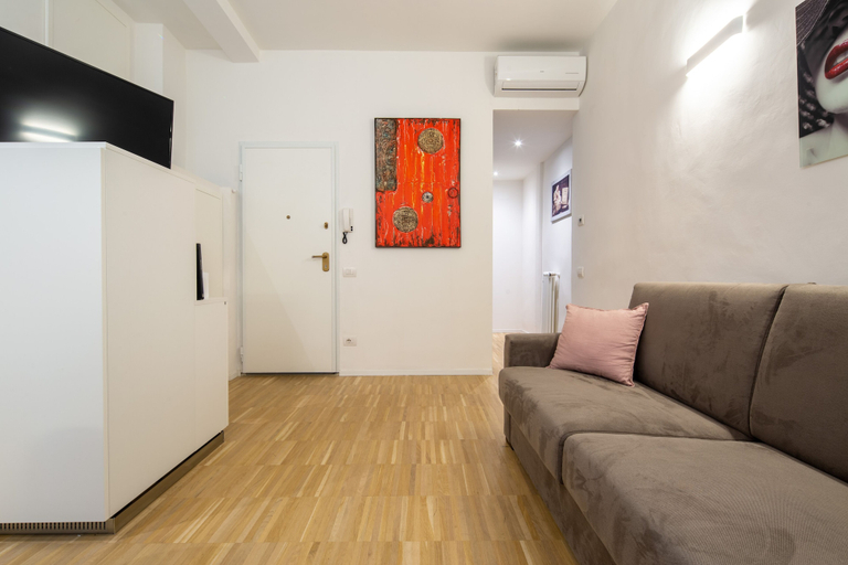 Living room 3, Bargello Modern by Mmega, Florence