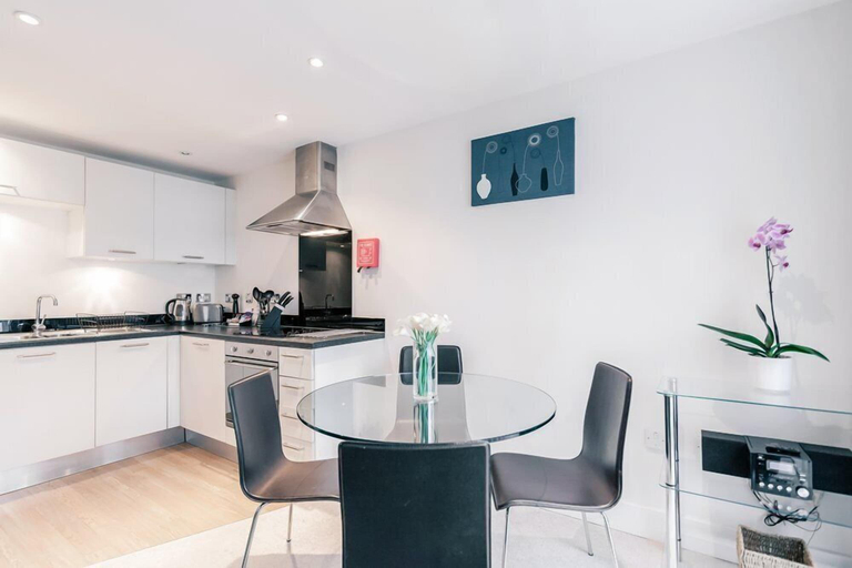 Others 5, Roomspace Apartments -Capitol Square, Surrey