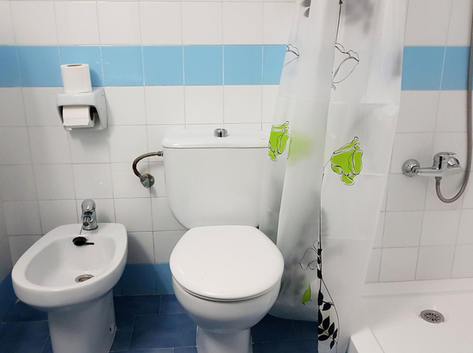 Bathroom 3, Apartamentos Turísticos Sunny Beach, Málaga