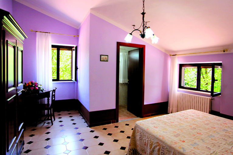 Bedroom 2, Il Nibbio Reale Country House, Caserta
