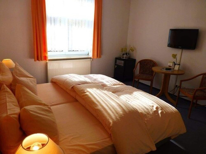 Bedroom 4, Parkhotel Waldschlösschen, Erzgebirgskreis