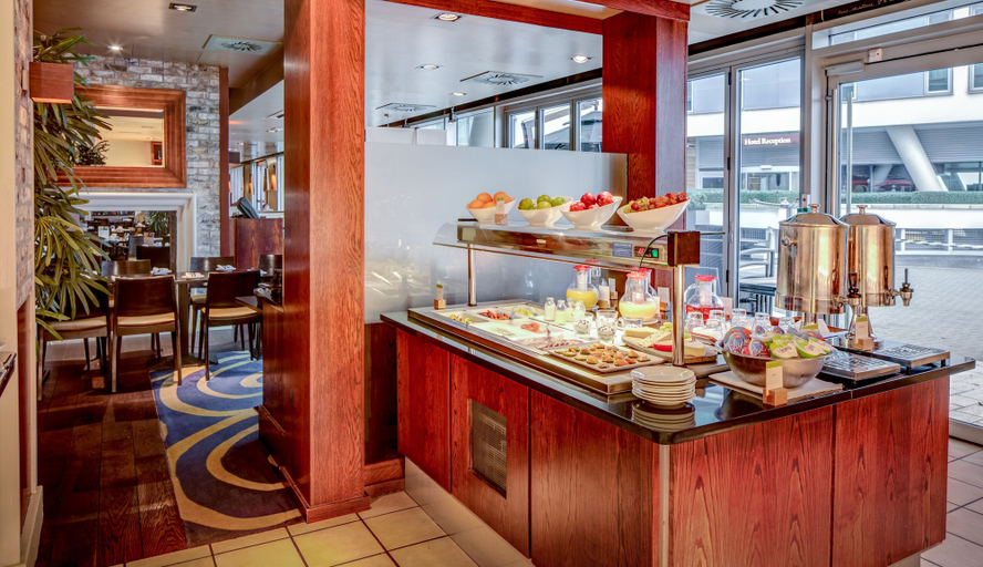 Food & Drinks 4, DoubleTree by Hilton Hotel Newcastle International Airport, Northumberland