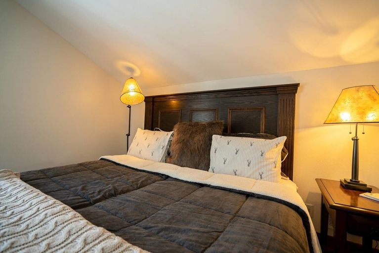 Bedroom 2, The Mountain Escape in Vail, Eagle
