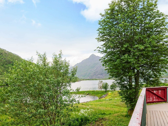 Others 4, 8 Person Holiday Home in Tengelfjord, Hadsel