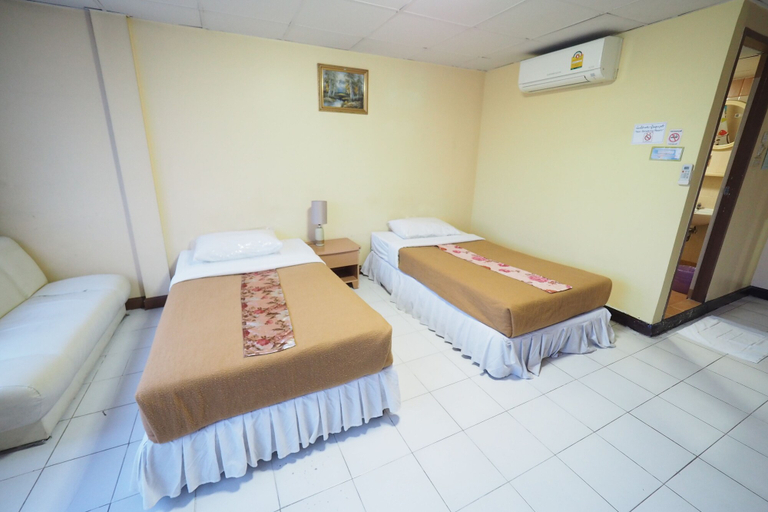 Bedroom 2, Navanakorn Golden View, Khlong Luang
