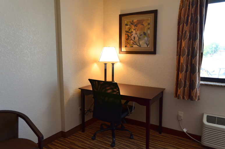 Others 5, Cobblestone Inn & Suites - Clarion, Wright