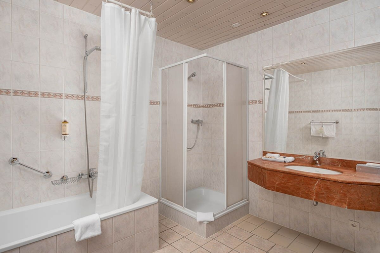 Bathroom 4, Hotel Le Rive, Nyon
