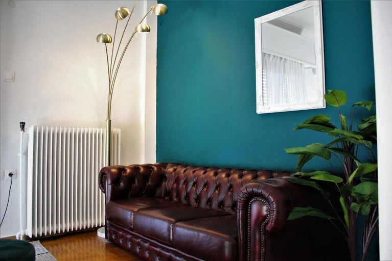 Others 4, Suite 2 Bedrooms, Attica