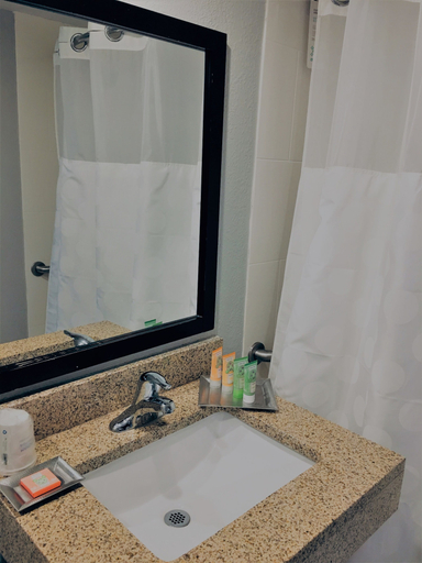 Bathroom 4, Wyndham Garden Jacksonville, Duval