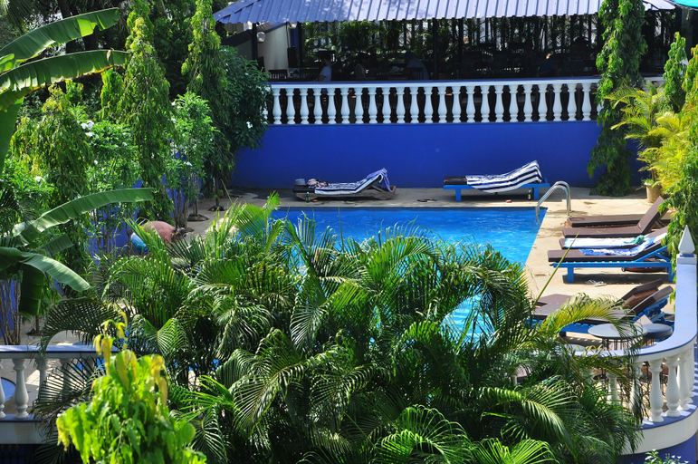 Exterior & Views 2, Mayflower Beach Resort, North Goa