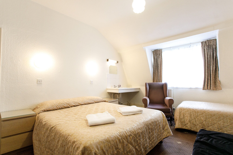 Bedroom 3, Jesmond Hotel, London
