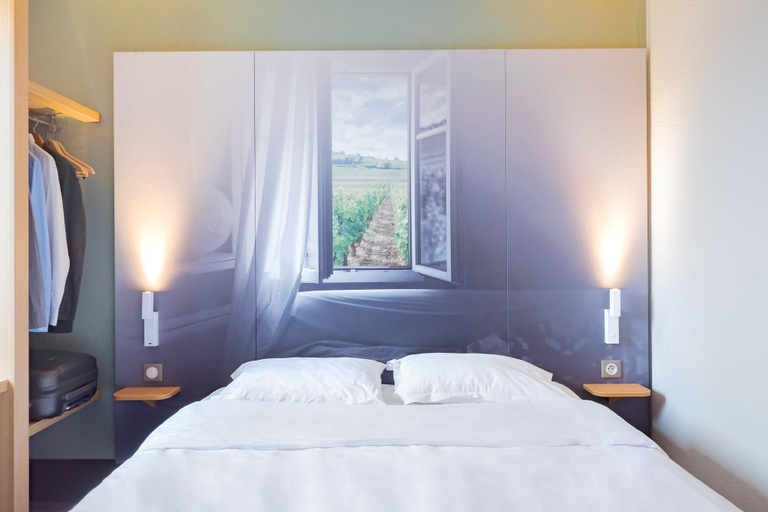 Bedroom 3, B&B HOTEL Angers 2 Université, Maine-et-Loire