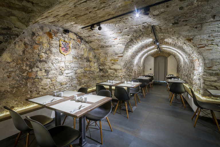 Food & Drinks 5, Hotel Waldstein, Praha 6
