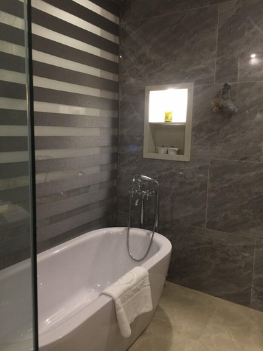 Bathroom 3, Khach San Anh Phat 1, Thanh Hóa City