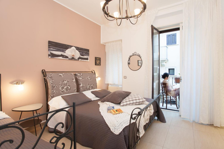 Bedroom 2, B&B La Pilozza Infiorata, Catania