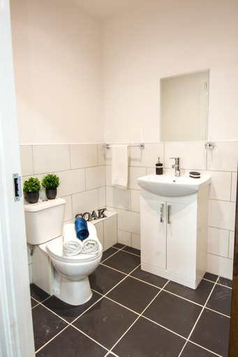 Bathroom 3, Abbey Hotel by Trivelles, Leicester