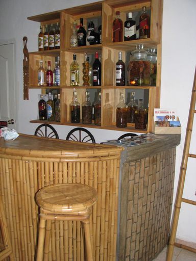 Food & Drinks, Avamada Lodge, Analamanga