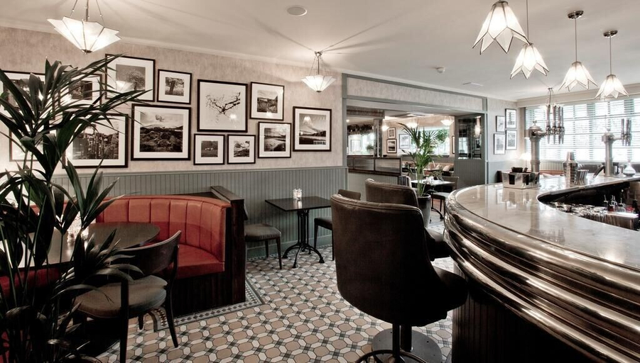 Food & Drinks 4, Cults Hotel, Aberdeen
