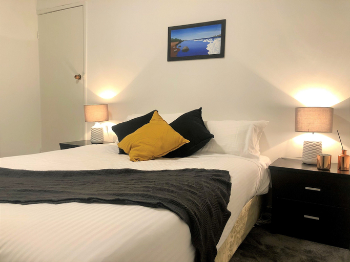 Bedroom 2, Townhouses near Chadstone by Readyset, Melbourne