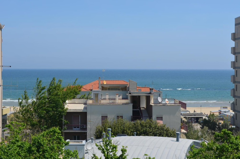 Others 5, Hotel Capitol, Pesaro E Urbino