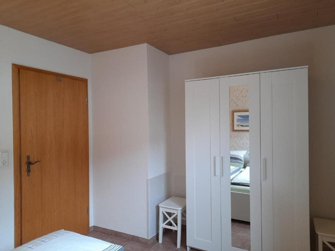 Bedroom 3, Gästehaus, Das Fischerhus, Wittmund