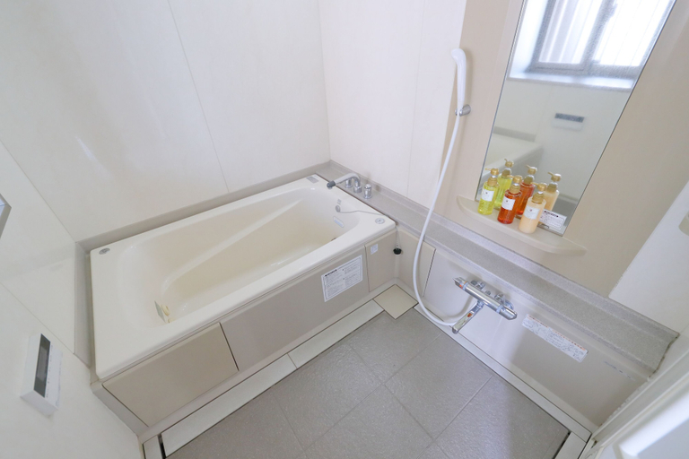 Bathroom 2, Grandouce Dotonbori Riverside, Osaka