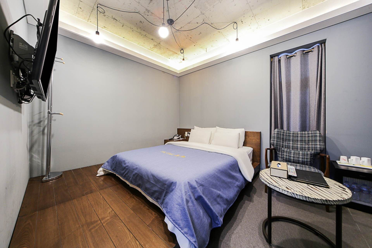 Bedroom 3, Hotel Myeongjak, Chuncheon