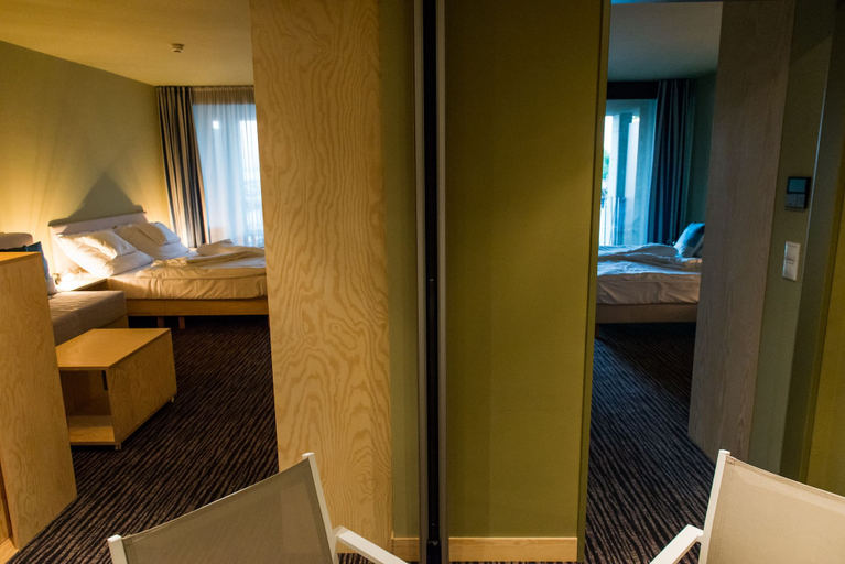 Bedroom 3, Alsóörs Marina Hotel, Balatonalmádi