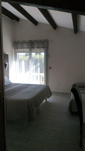 Bedroom 4, Brit Hotel Confort Helios Agde, Hérault