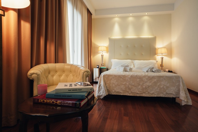 Bedroom 5, M House Hotel, Ravenna