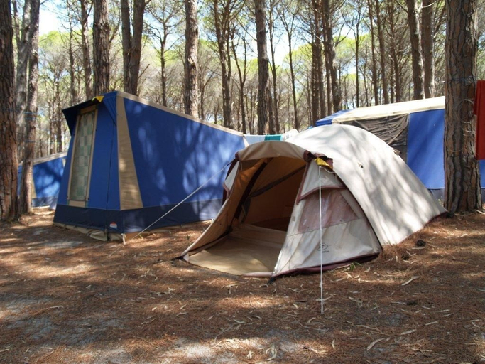 Others 3, Amfibietreks Camping, Nuoro