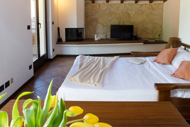 Bedroom 2, JOIVY Attic on the Lake, Como