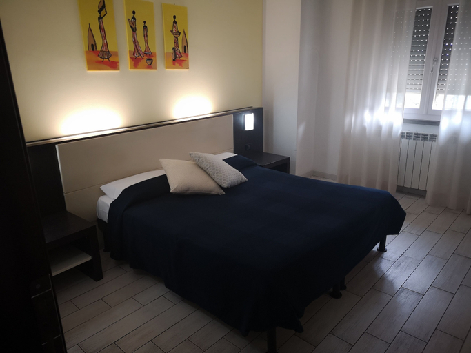 Bedroom 3, Hotel Ristorante Milano, Lucca