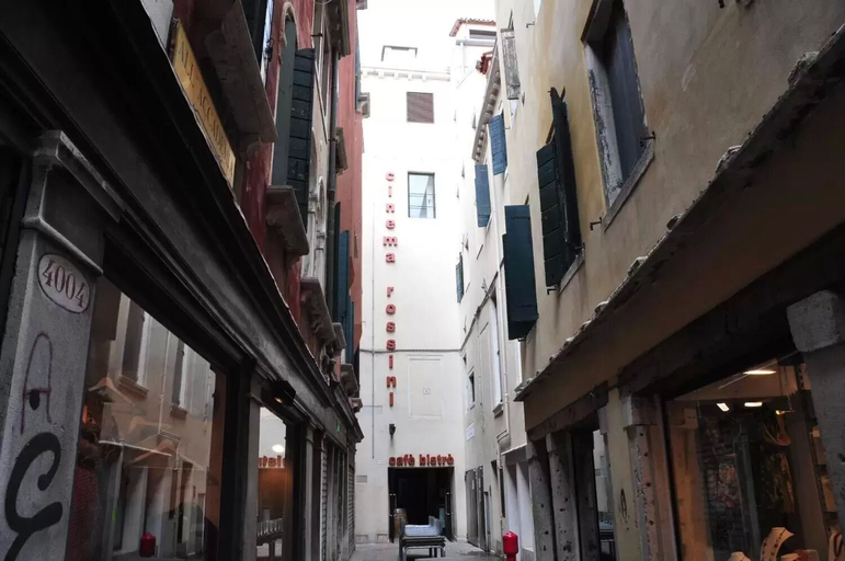 Others 5, Alloggi alla Rivetta, Venezia