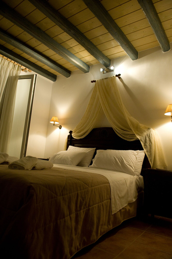 Bedroom 4, Apelon Tiritas Villas, Peloponnese