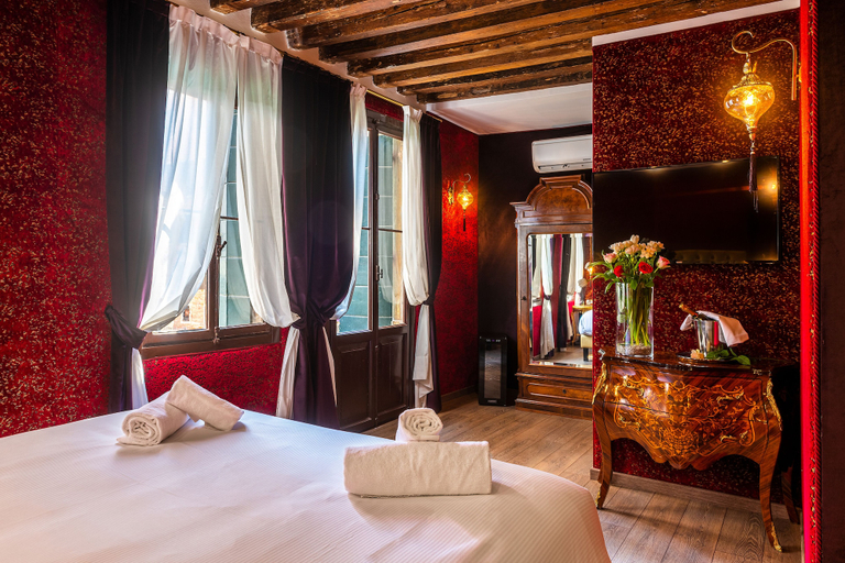 Bedroom 4, Ca Maria Callas, Venezia