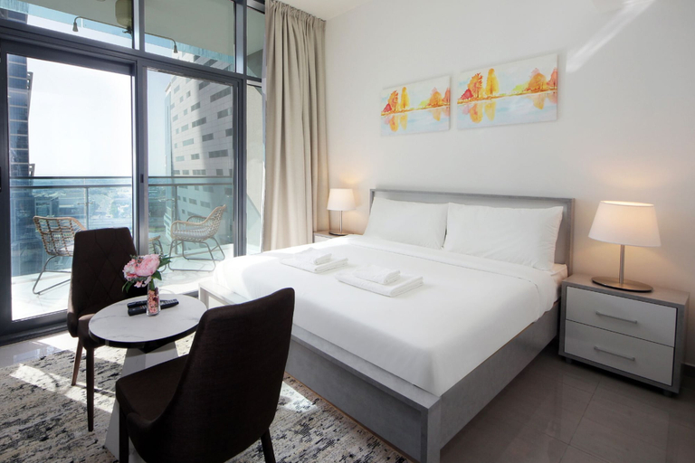 Room 2, Studio Apartment in Merano Business Bay, Dubai