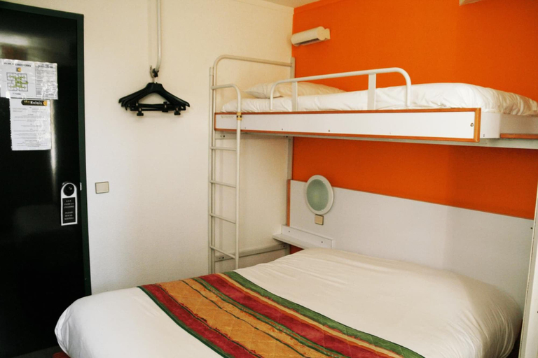 Bedroom 4, Hôtel Eco Relais, Pyrénées-Atlantiques