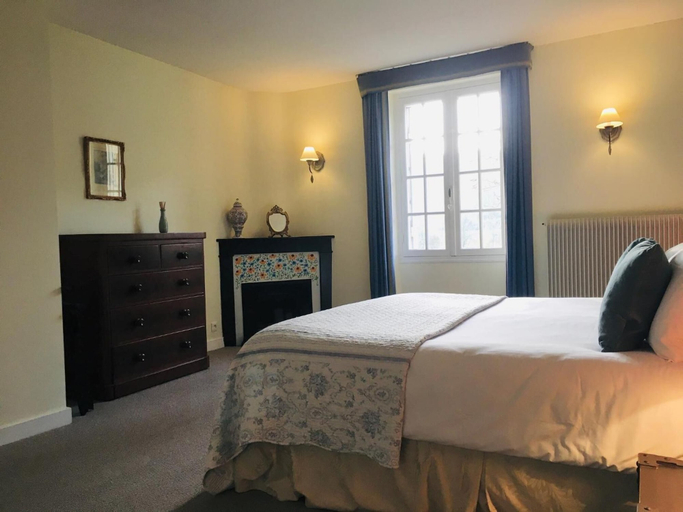 Bedroom 4, Manoir du Bois Mignon, Dordogne