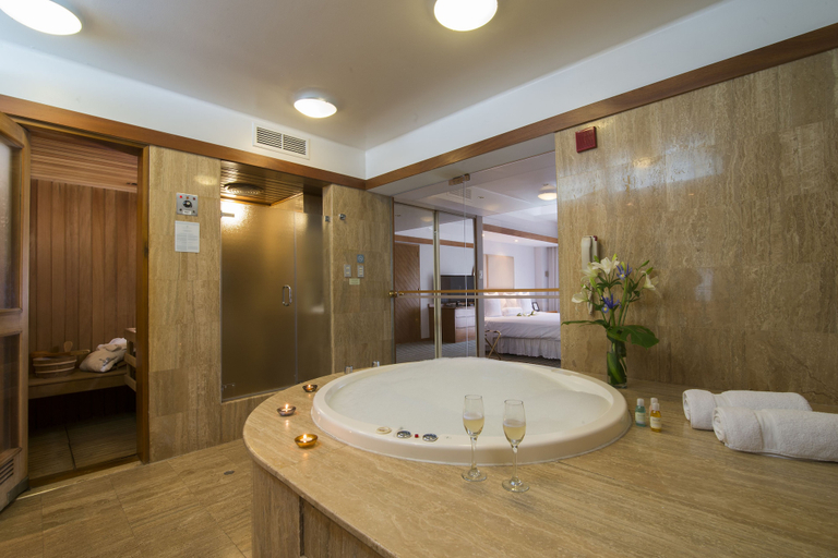 Bathroom 5, Sonesta Hotel El Olivar Lima, Lima