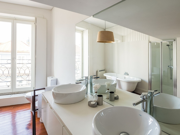 Bathroom 5, Down2Town Guest House, Porto