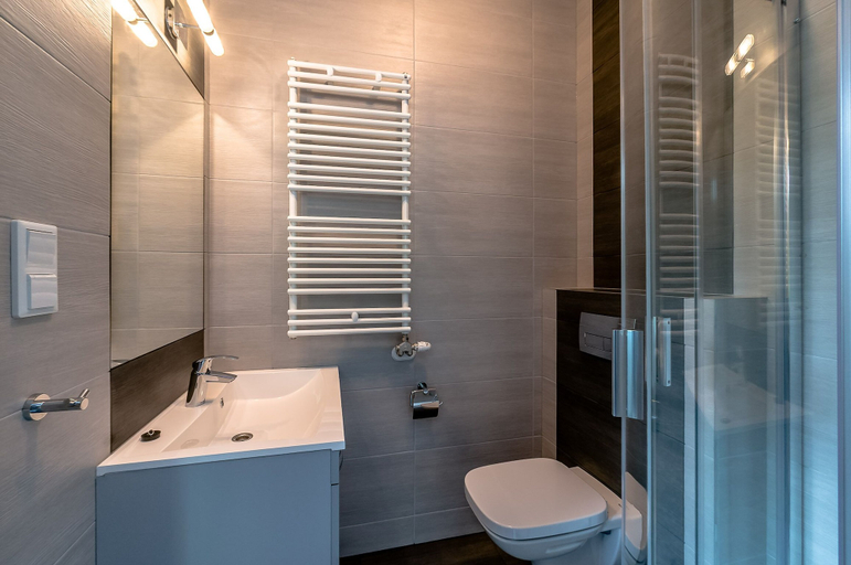 Bathroom 3, Willa Tecza, Nowy Targ