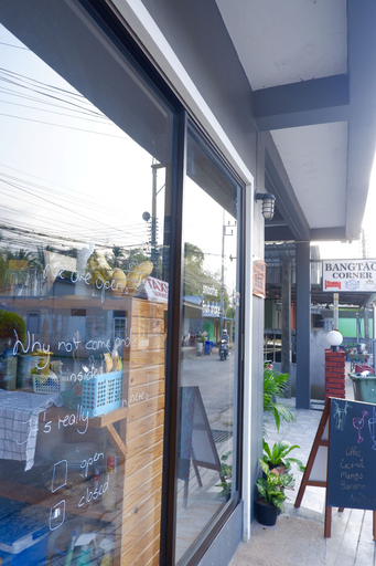 Food & Drinks 5, Bangtao Corner, Pulau Phuket