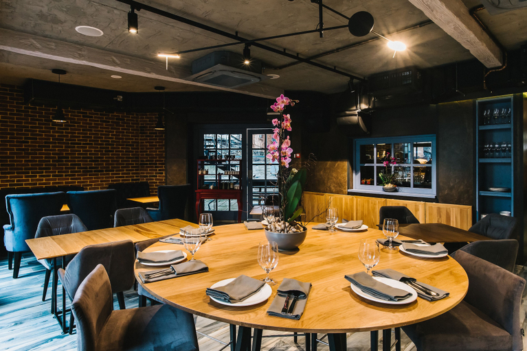 Food & Drinks 5, Noble Boutique Hotel, Luts'ka