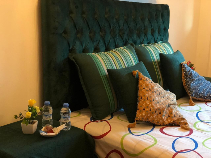 Others 5, Spacieux Appartement Au Coeur Casablanca, Casablanca