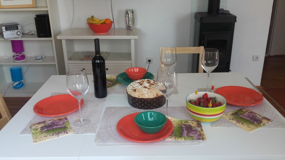 Food & Drinks, Holiday Home Pavarotti, Supetar