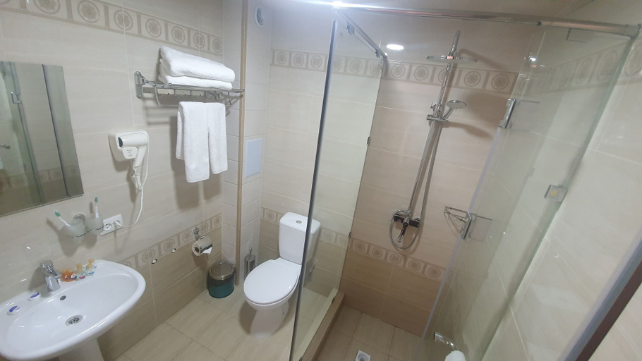 Bathroom 4, Orient Grand, Tashkent City