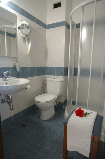 Bathroom 5, Lato, Crete