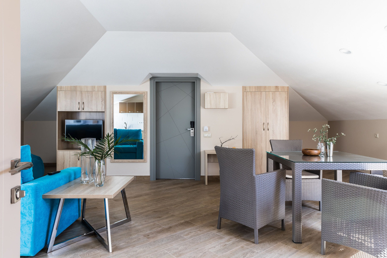 Others 5, Sowa House, Gelendzhik gorsovet